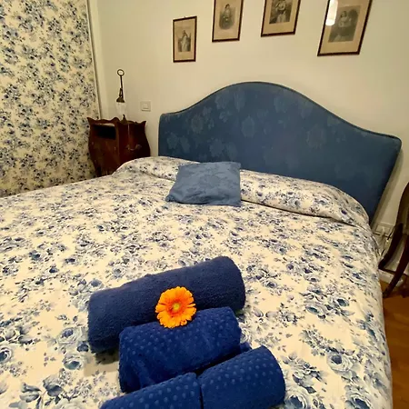 Lägenhet La Casa Di Beatrice E Francesca *